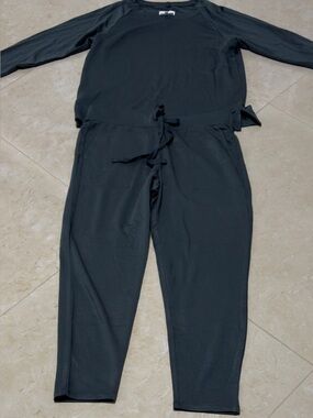 Lou & Grey Green  Long-Sleeve Drawstring Jumpsuit 2 PC pullover S & pant : M